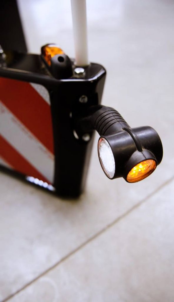 Flexible integrated LED width lights agribumper