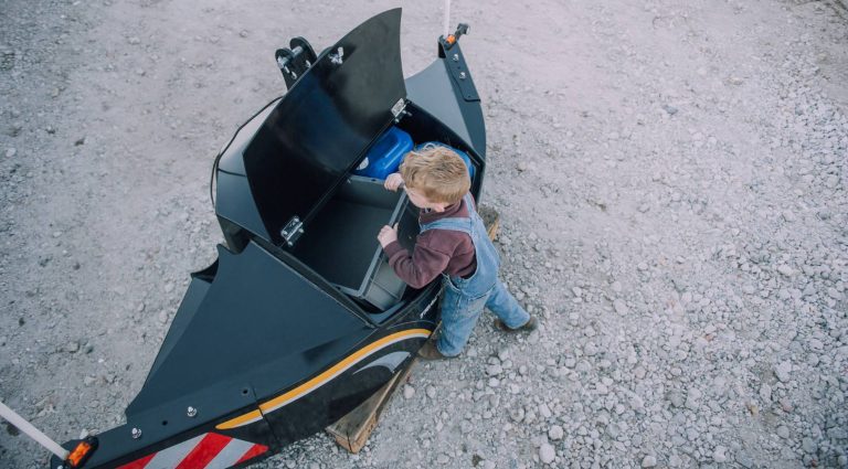 XL cargobox for your tractor with front weight and LED