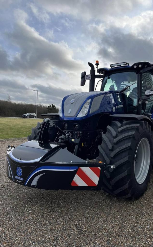 New Holland heavy front weight with LED lighting and box