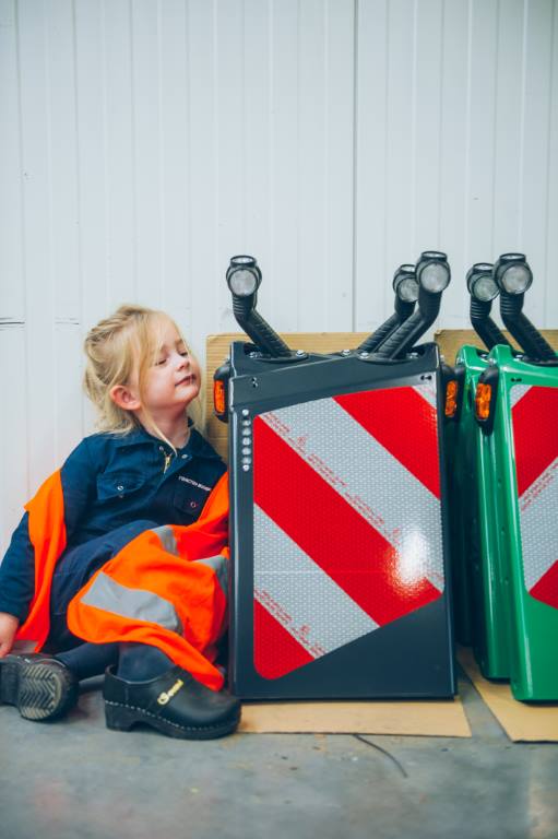 Chevron boards for tractor